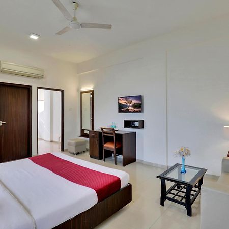 Goverdhan Greens Resort Dwarka L Hotels In Dwarka Eksteriør bilde