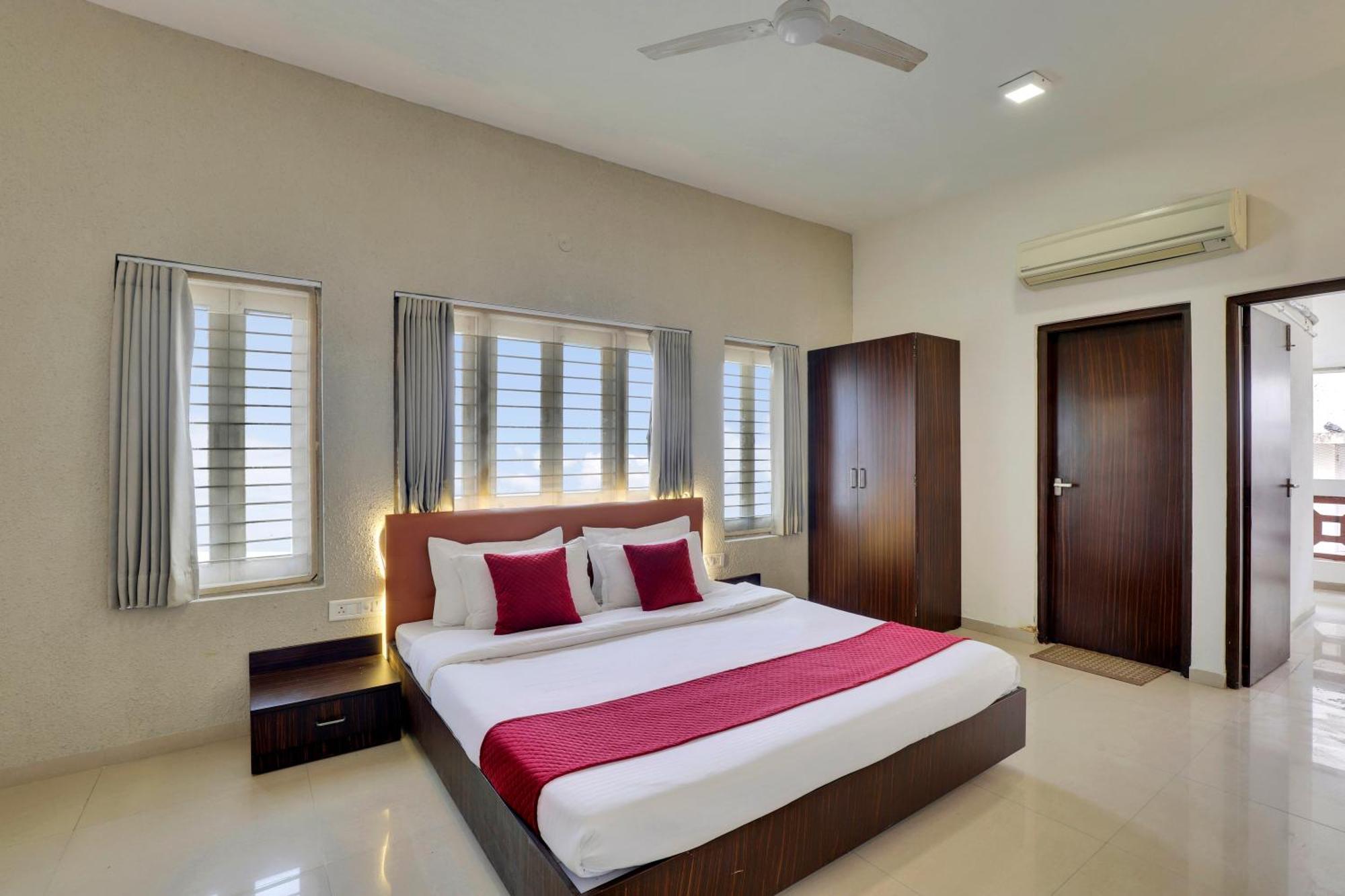 Goverdhan Greens Resort Dwarka L Hotels In Dwarka Eksteriør bilde