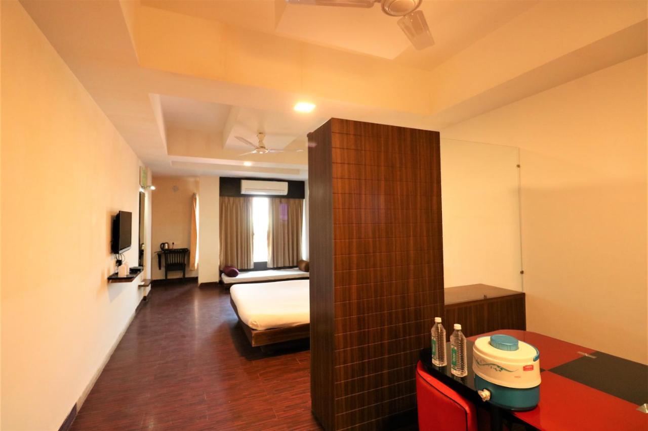 Goverdhan Greens Resort Dwarka L Hotels In Dwarka Eksteriør bilde
