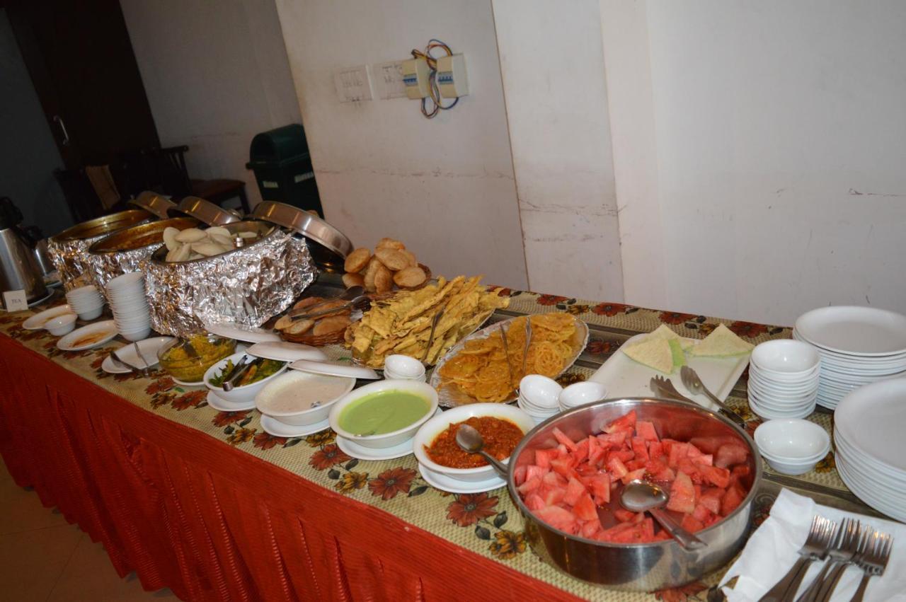 Goverdhan Greens Resort Dwarka L Hotels In Dwarka Eksteriør bilde