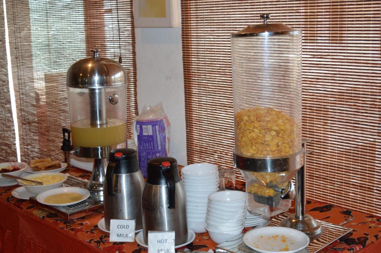 Goverdhan Greens Resort Dwarka L Hotels In Dwarka Eksteriør bilde